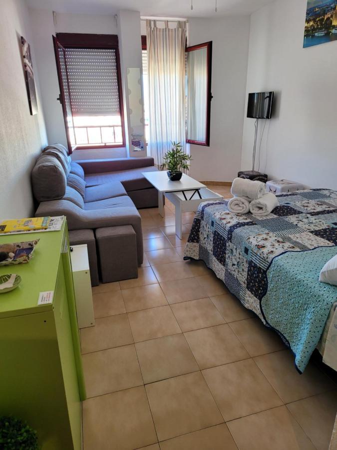 דירות סביליה Rincon De Nati Triana מראה חיצוני תמונה